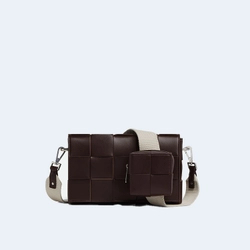 보테가 베네타 스트랩 투톤 카세트 백